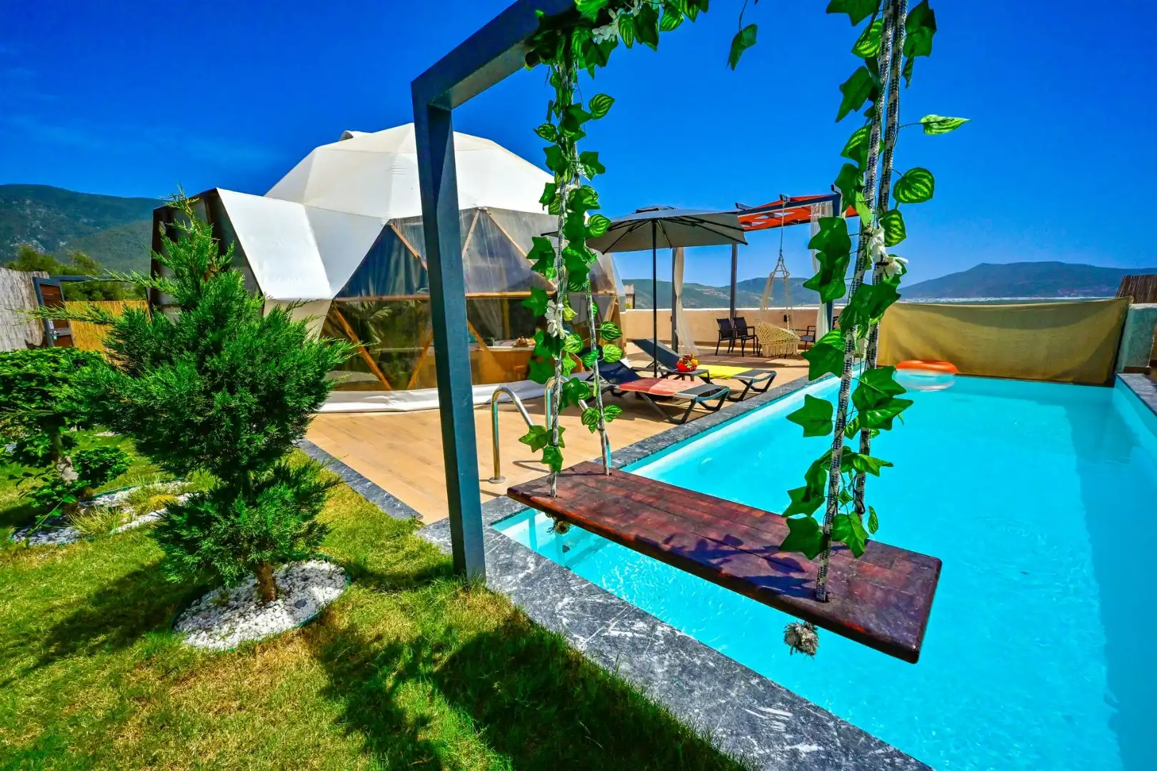Dome Luxury 8 in Caykoy, with Private Pool