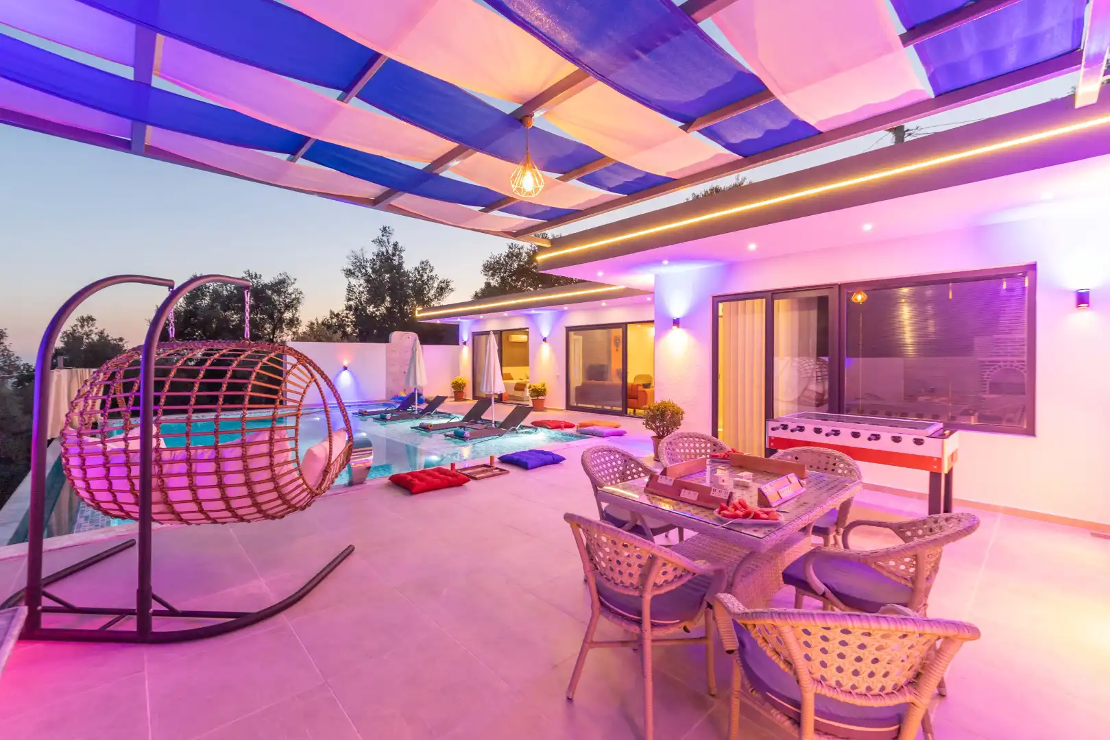 Villa Dask in İslamlar, with Private Pool