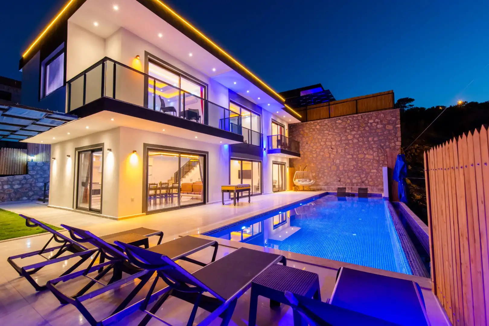 VİLLA KİKO 2 in Yesilkoy, with Private Pool