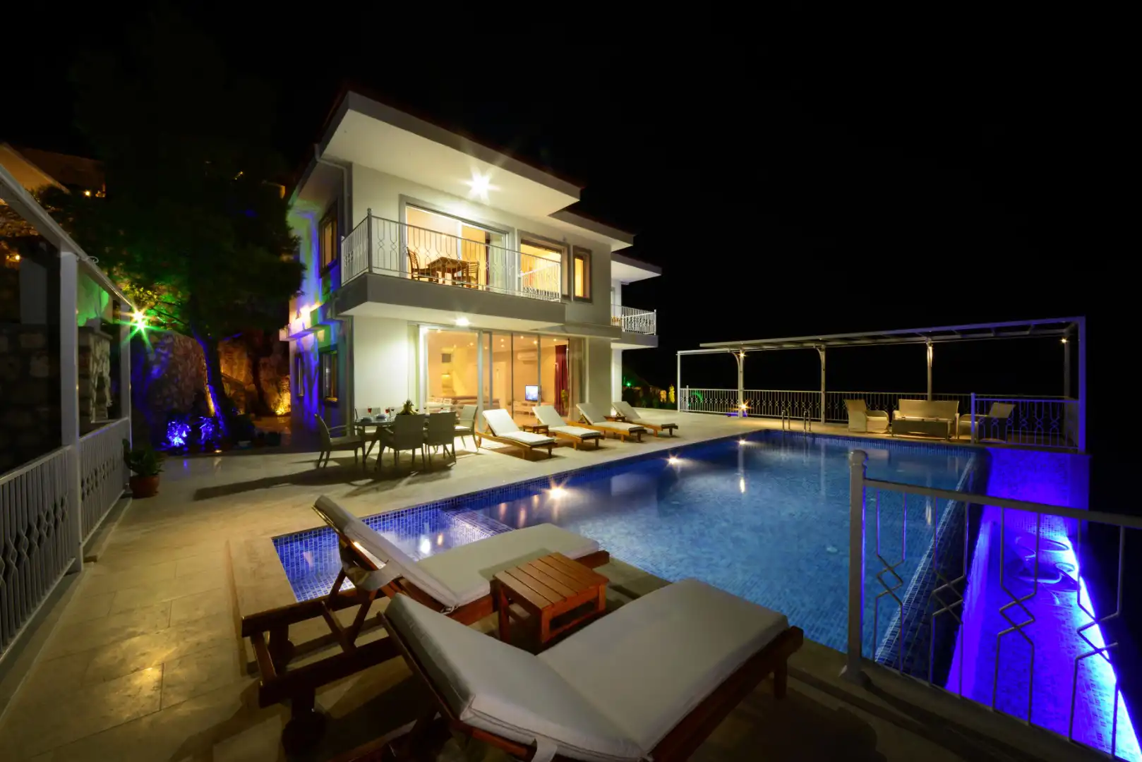 Villa Oflaz in Uzumlu, with Private Pool