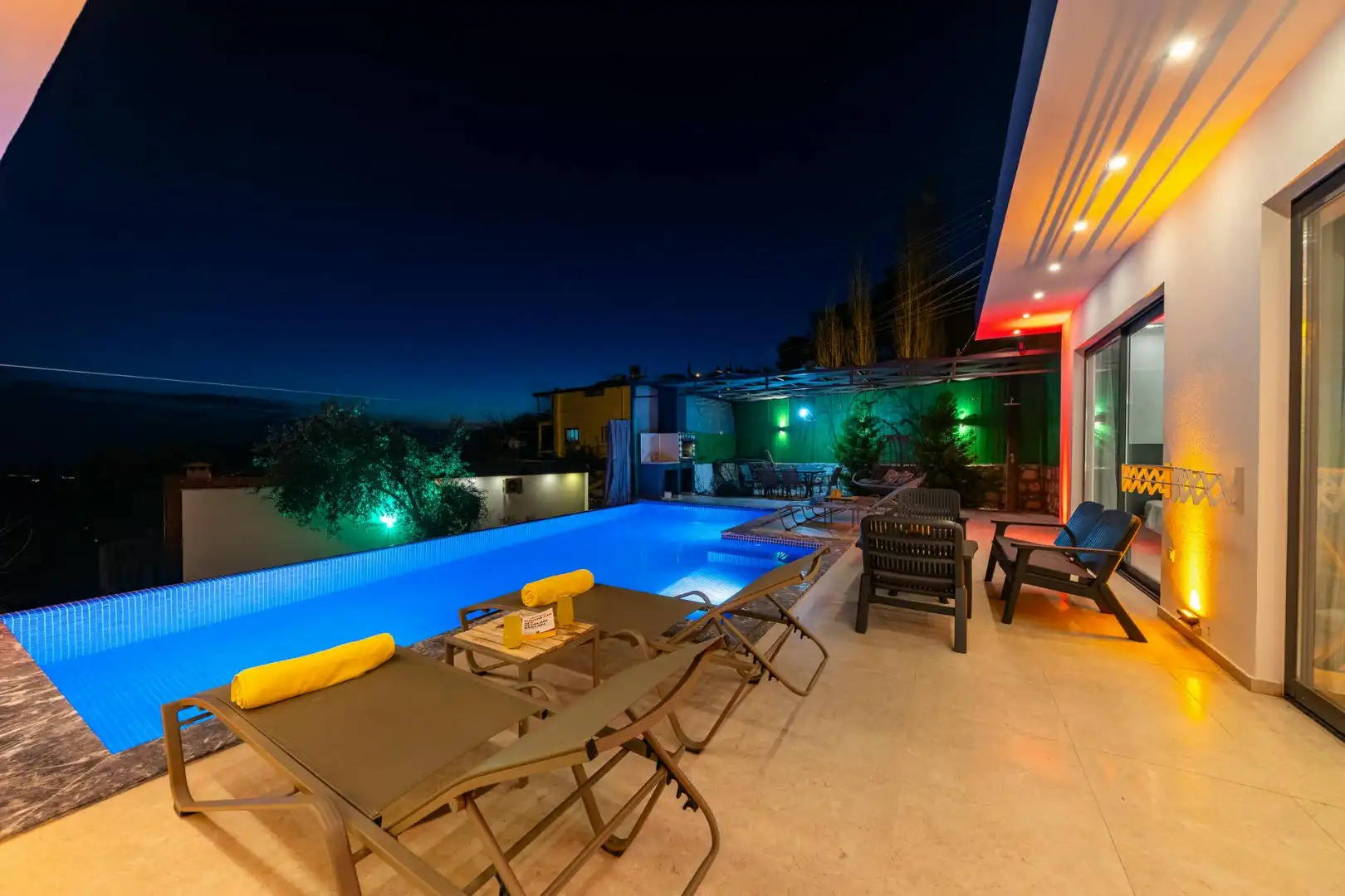 VILLA LIGHTHOUSE 2 in İslamlar, with Private Pool