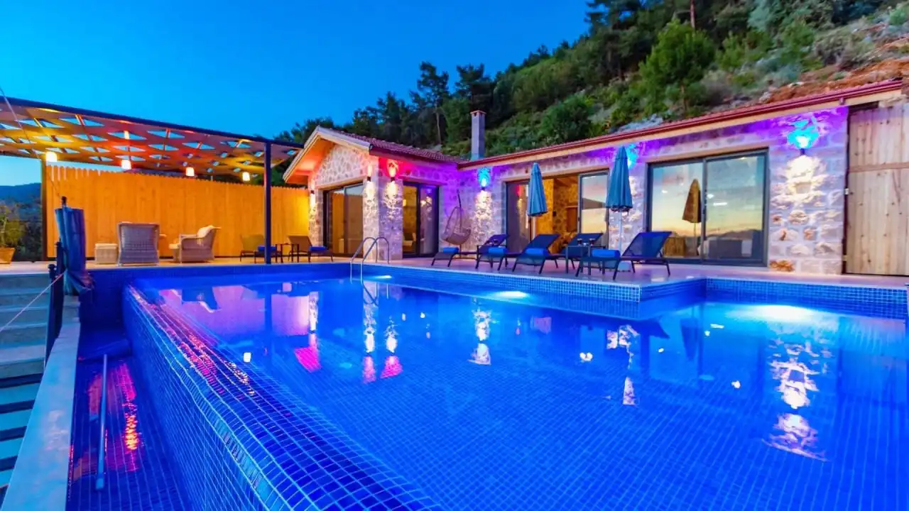 VİLLA RONNO in Uzumlu, with Private Pool