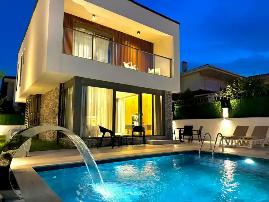 VİLLA ZENİA KEMER 