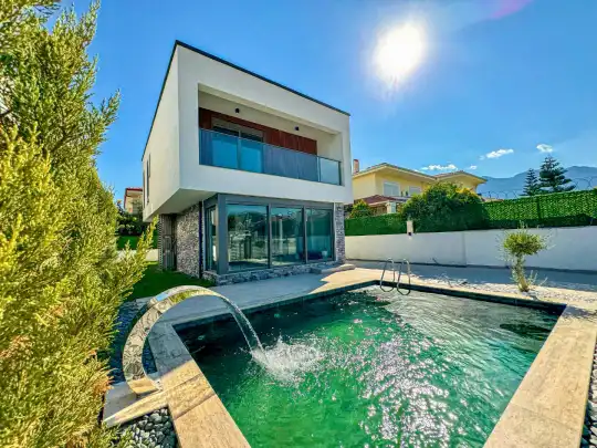VİLLA ZENİA KEMER 
