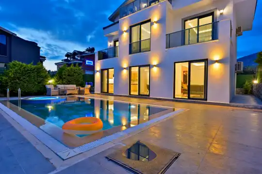 Villa Atlantis