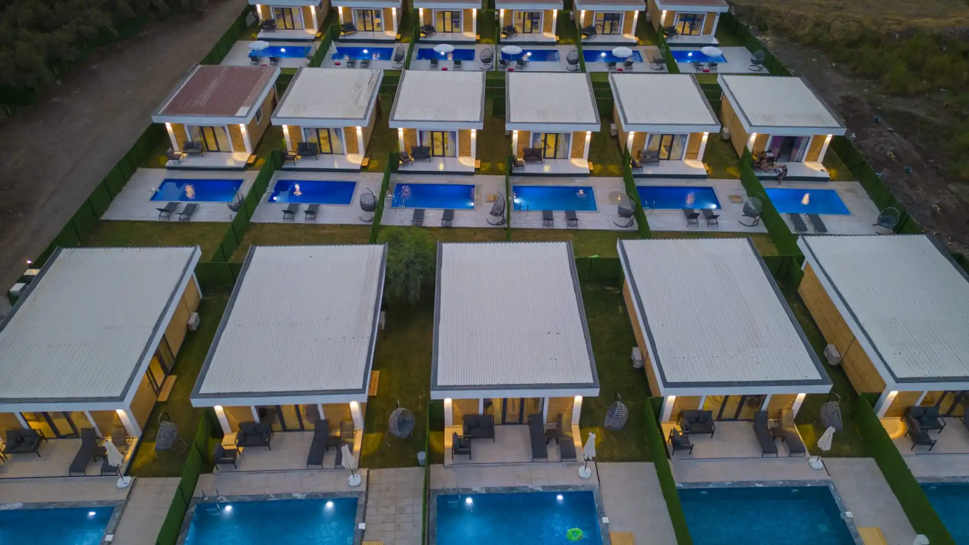 VİLLA AKALİ 8 in Yaniklar, with Private Pool