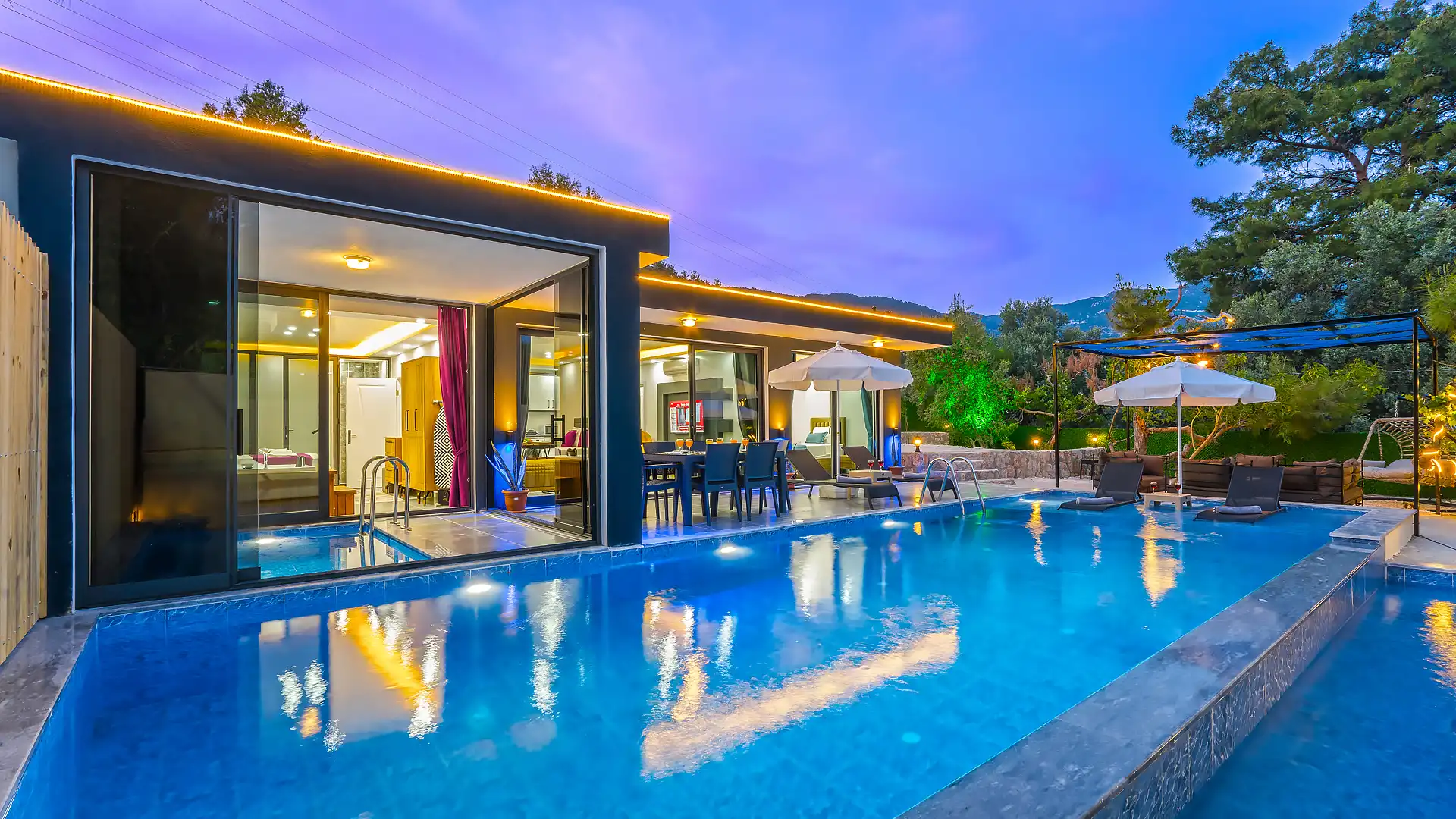 VILLA AYLES DUO in İslamlar, with Private Pool