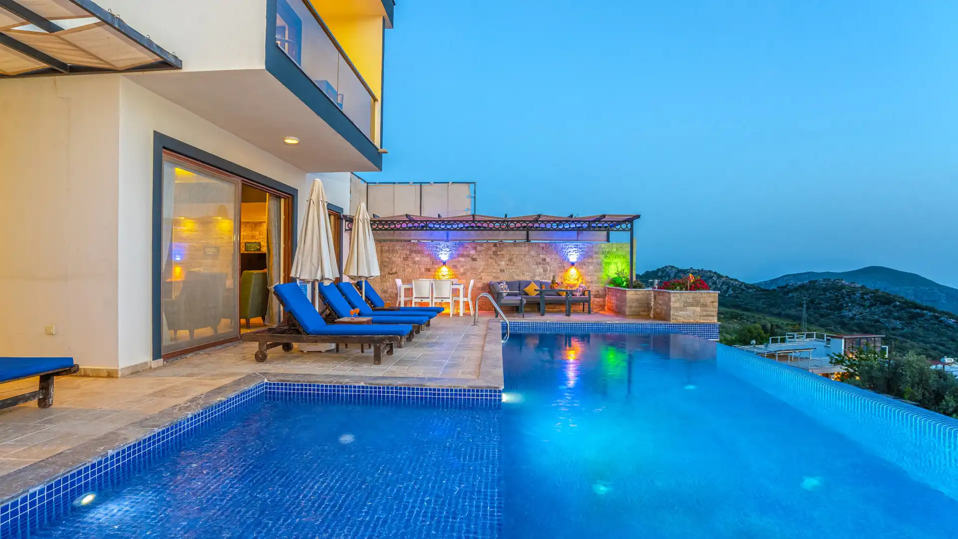 VİLLA CORREO in Kordere, with Private Pool