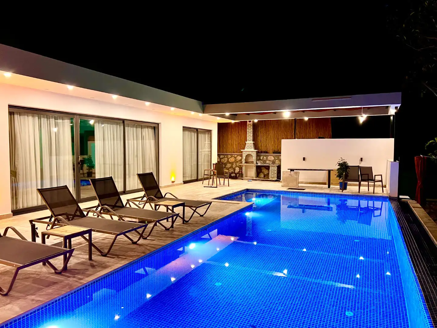 VİLLA DEVRİM 3 in İslamlar, with Private Pool