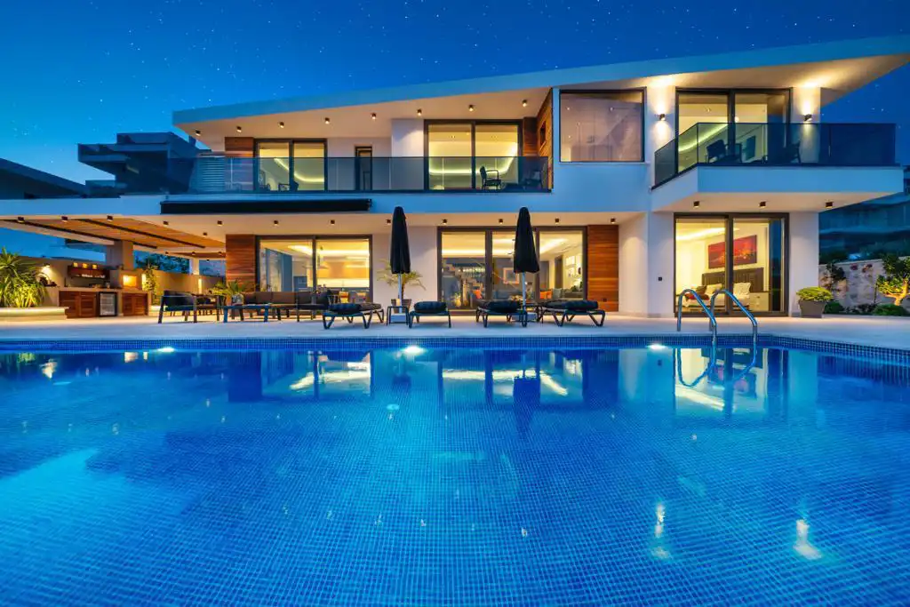 Villa Refugio in Kalamar, with Private Pool