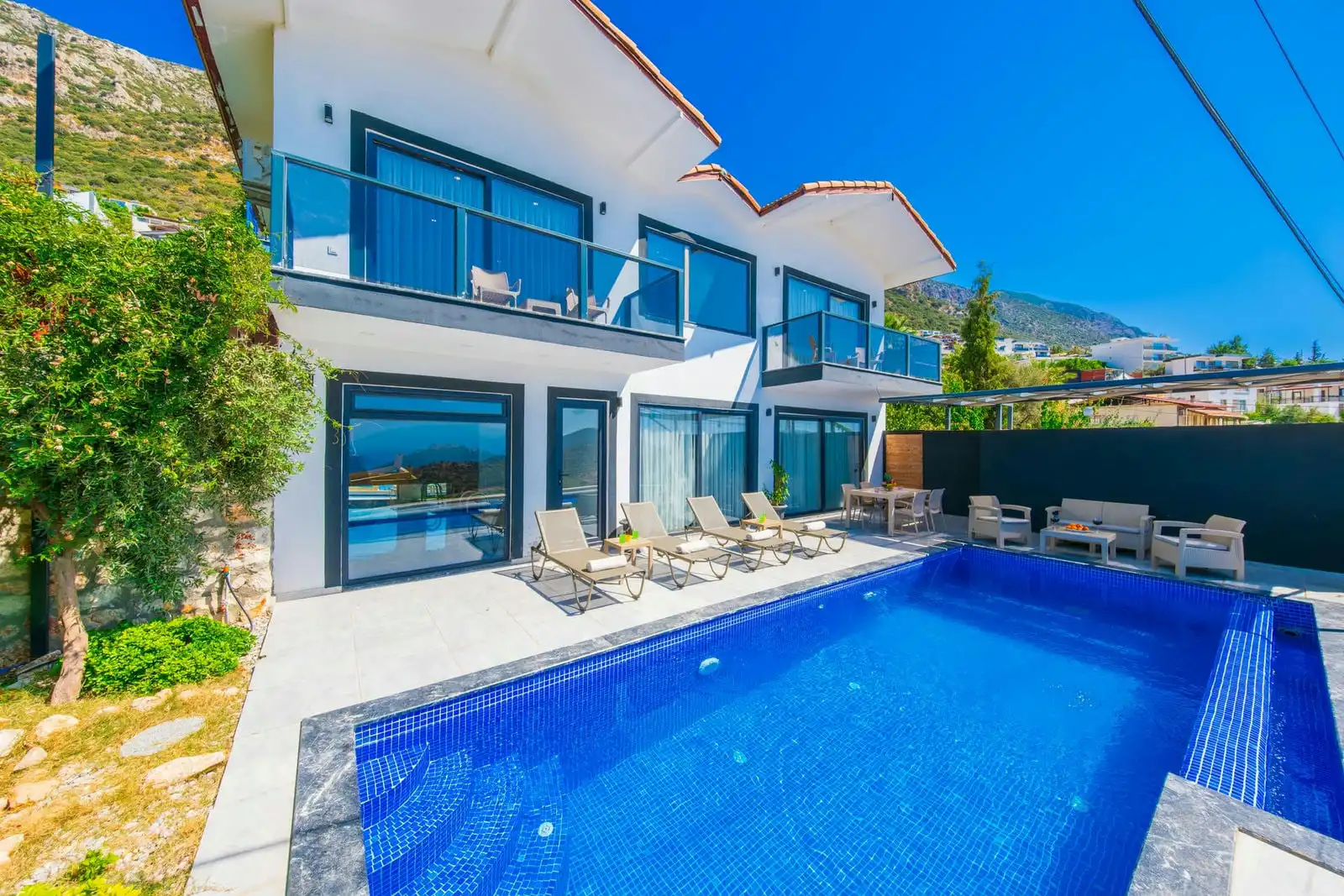 VİLLA RUBEN in Kordere, with Private Pool