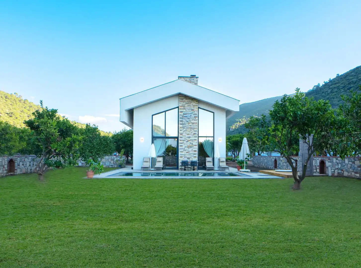 VILLA WESTSIDE PREMIUM 3 in , with Private Pool