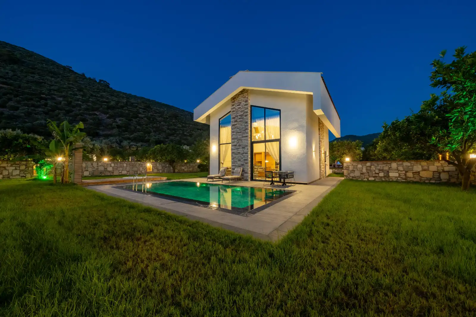 VILLA WESTSIDE PREMIUM 2 in , with Private Pool