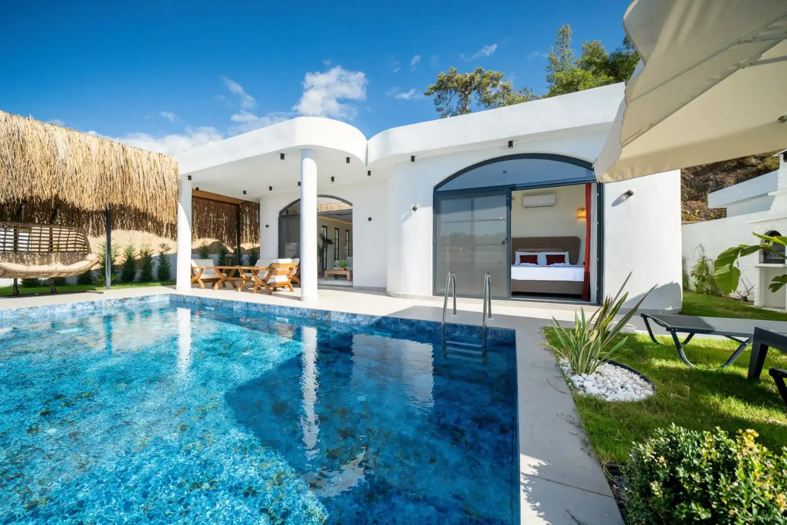 VILLA WHITE HAVEN 2 in Yaniklar, with Private Pool