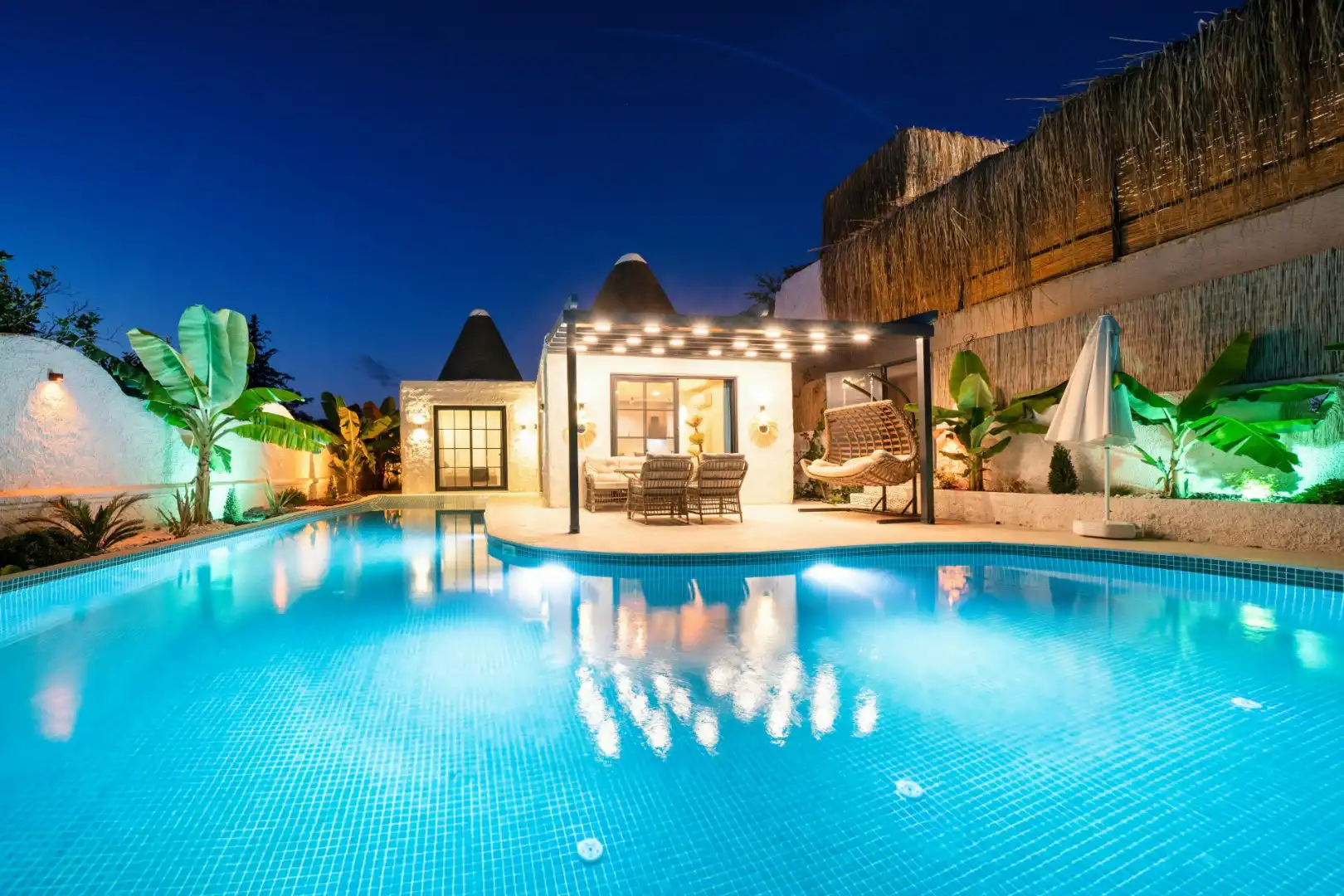 VILLA WHITE HAVEN 3 in Yaniklar, with Private Pool