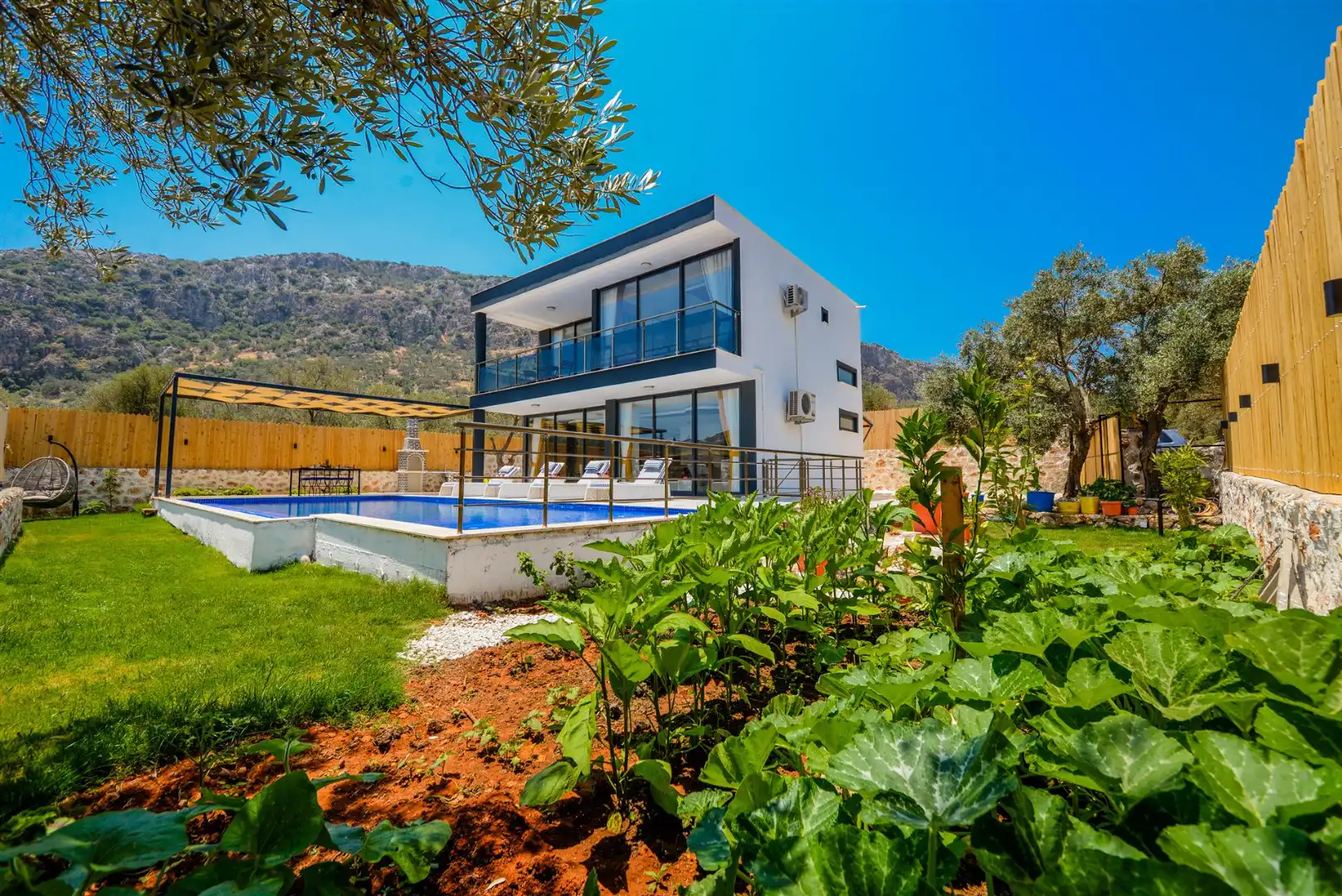 VİLLA WHİTE LİLY in Ulugol, with Private Pool